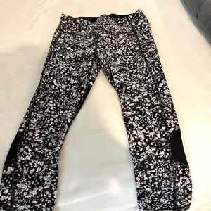 Lulu lemon leggings size 6 ankle length